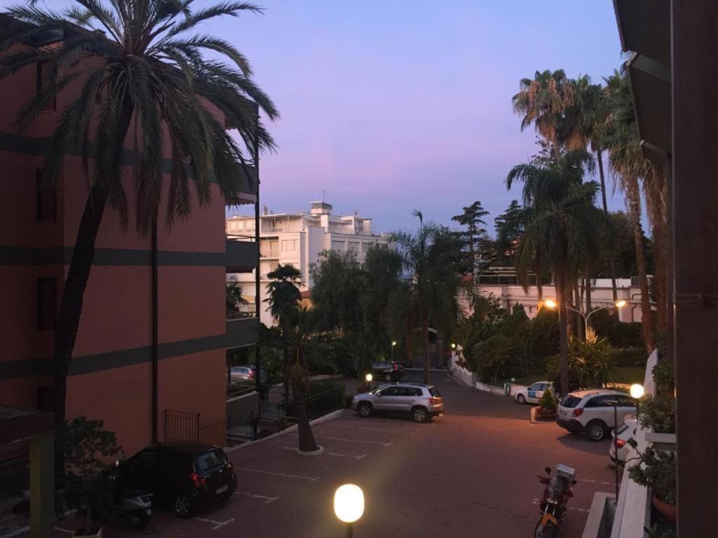 Petit Avec Classe San Remo Exterior foto